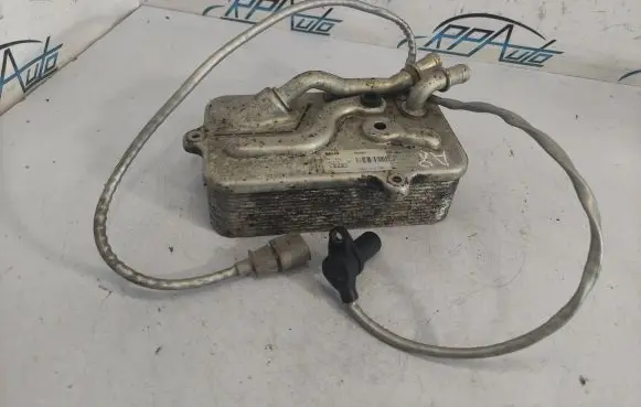 Audi A8 S8 D3 4E Engine oil radiator 0501213025 030212 B5399