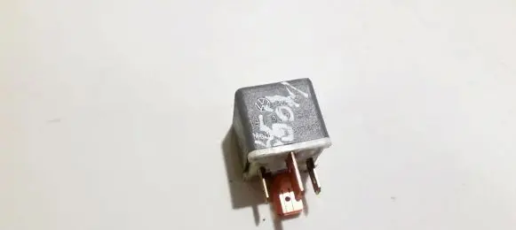 Volkswagen PASSAT B3 Other relay 191937503