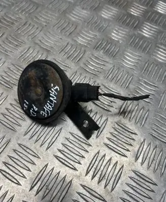 Hyundai Santa Fe Horn signal 966302W000