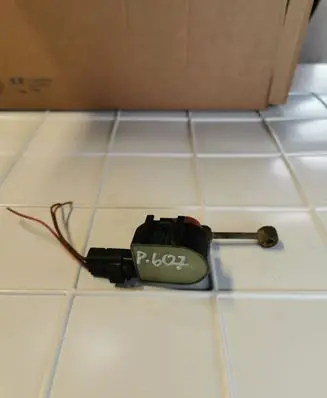 Peugeot 607 Headlight/headlamp level sensor 9651362380 1002051835