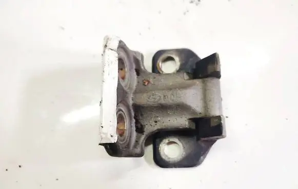 Hyundai Tiburon Front door upper hinge 