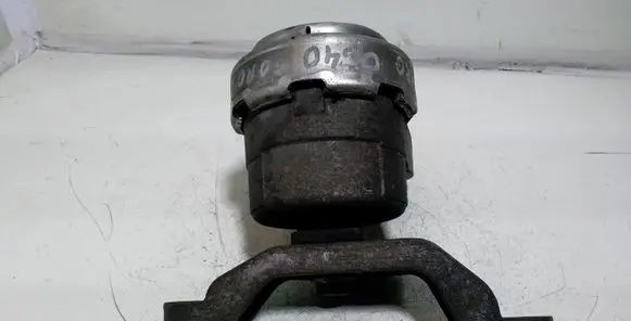 Ford Mondeo MK IV Engine mount bracket 6G916F012EE