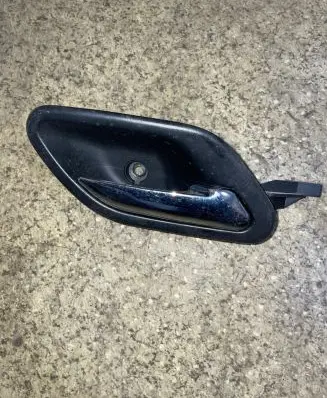 BMW 5 E39 Rear door interior handle 8226050