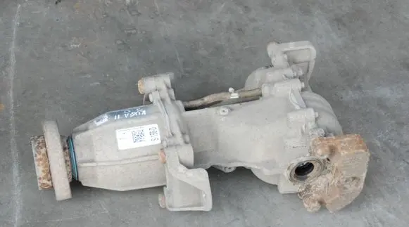 Ford Kuga II Front differential 987F 110C12016
