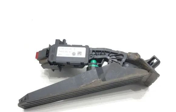 Volkswagen PASSAT B7 Accelerator throttle pedal 1K1723503AJ