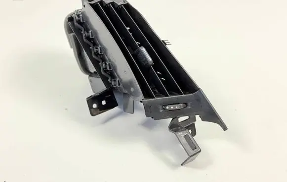 Cadillac Escalade IV Dash center air vent grill 22807581