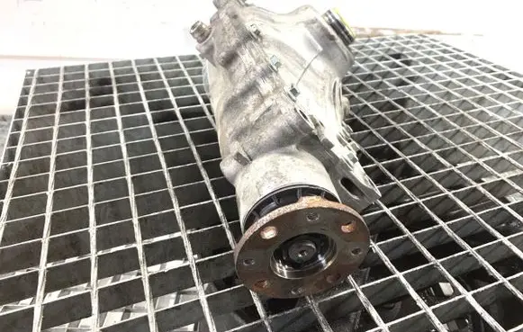 BMW X4 G02 Front differential 8487444
