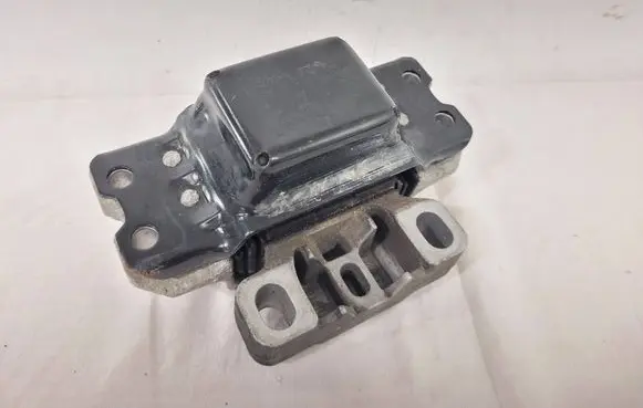 Volkswagen Golf V Engine mount bracket 1K0199555N