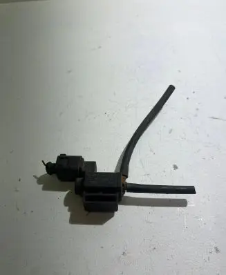Audi A6 S6 C6 4F Turbo solenoid valve 037906283C 06T084 72288000