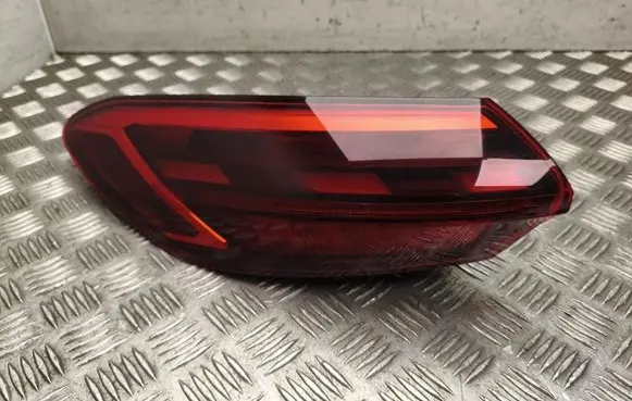Audi Q5 SQ5 GU Rear/tail lights 8MA945091