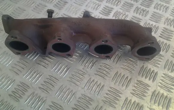 BMW 3 F30 F35 F31 Exhaust manifold 781018203