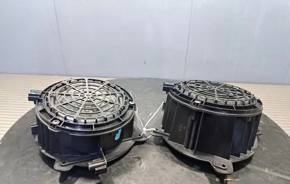 Opel Mokka Subwoofer speaker 