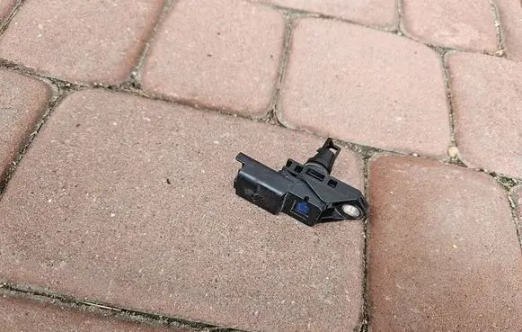 Opel Grandland X Air pressure sensor 9675541980