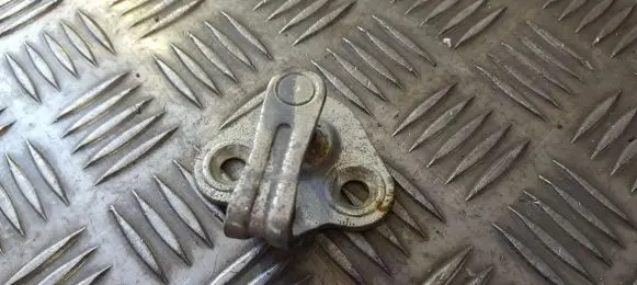 Fiat Stilo Rear door lock loop/hook striker 