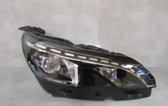 Peugeot 3008 II Headlight/headlamp 89915378