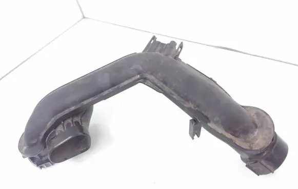 Skoda Fabia Mk3 (NJ) Air intake duct part 04C145673B