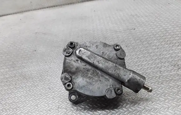 Chrysler PT Cruiser Vacuum pump A6642300165