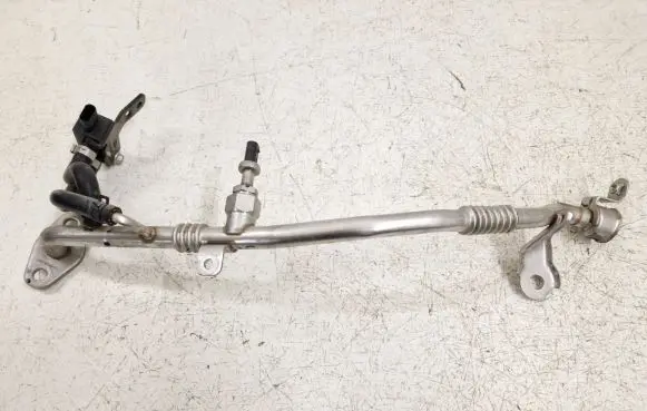 Ford Explorer VI EGR valve line/pipe/hose LB5E9E469 LB5E9E469BB KA1A5L200