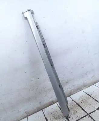Volkswagen PASSAT B7 Sill