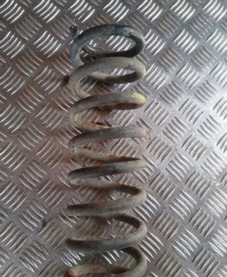 Mercedes-Benz C W202 Front coil spring