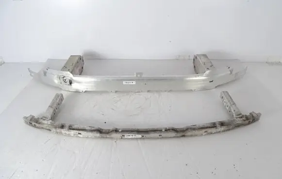 BMW 5 G30 G31 G38 Front bumper cross member 7385288
