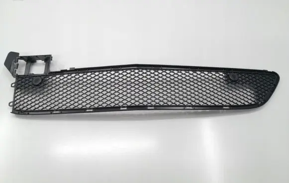 Mercedes-Benz B W246 W242 Front bumper lower grill A2468852322