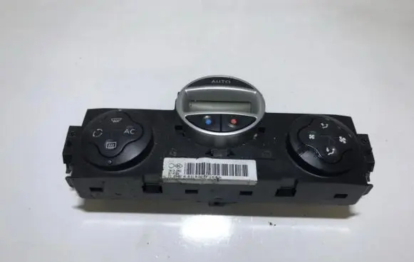 Renault Scenic II - Grand scenic II Climate control unit 69340017 j84