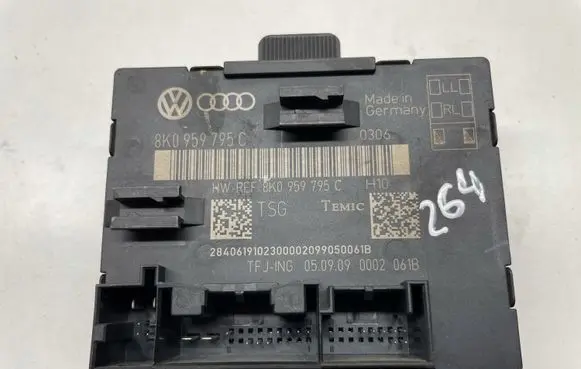 Audi A4 S4 B8 8K Door control unit/module 8K0959795C