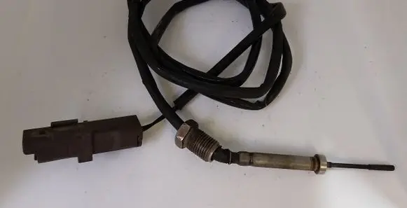 Citroen C4 I Picasso Exhaust gas temperature sensor 9635119080