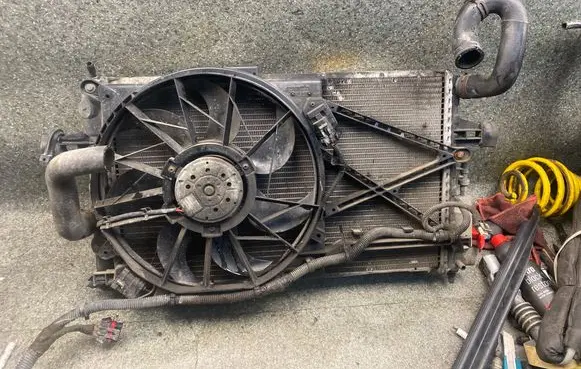 Opel Astra G Radiator set 0130303836 90572755