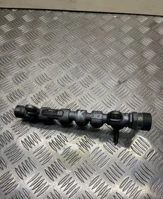 Nissan Navara D40 Fuel main line pipe 8201004394A H8200880548 0445216033