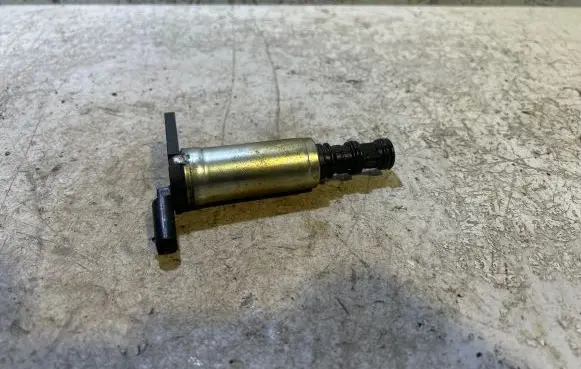 Dodge Durango Turbo solenoid valve 05047897AC