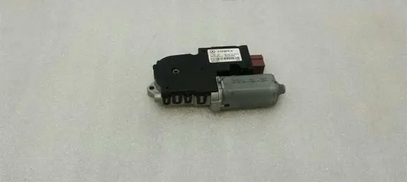 Mercedes-Benz CLS C218 AMG Sunroof motor/actuator A2188200142