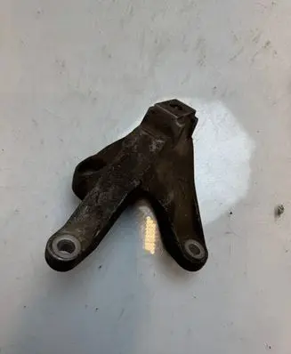 Ford Focus Gearbox mounting bracket 4M517M125