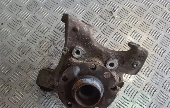 Audi A6 S6 C6 4F Rear wheel hub