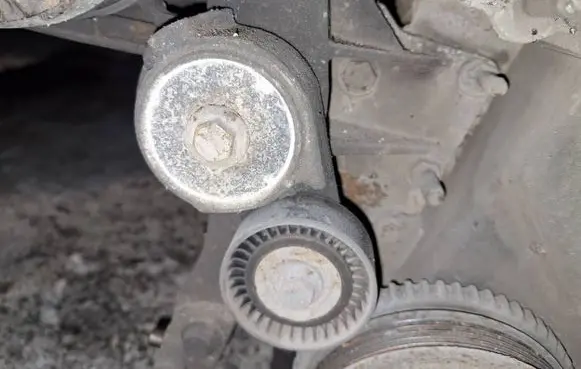 Fiat Punto (188) Generator/alternator belt tensioner