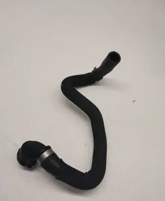 BMW 5 F10 F11 Engine coolant pipe/hose 6982171