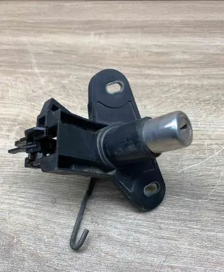 Opel Astra G Tailgate exterior lock 791400011