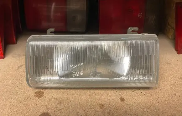 Mazda 626 Headlight/headlamp 0013371