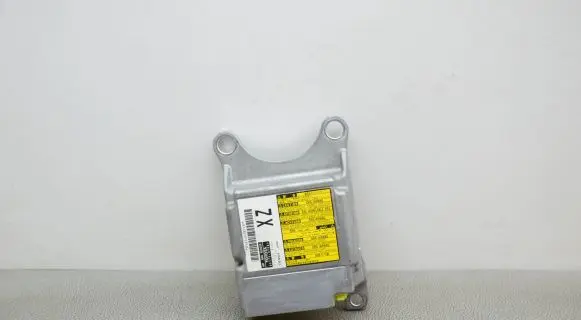 Toyota Prius (XW30) Airbag control unit/module 8917047091