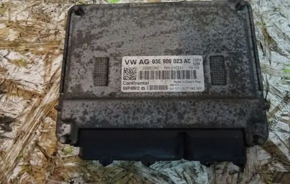 Skoda Fabia Mk2 (5J) Engine control unit/module ECU