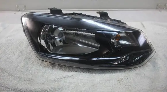 Volkswagen Polo V 6R Headlight/headlamp 6R1941016E 89093890 89093890CLA