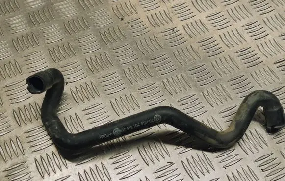 Volkswagen PASSAT B8 Engine coolant pipe/hose 3G1816311