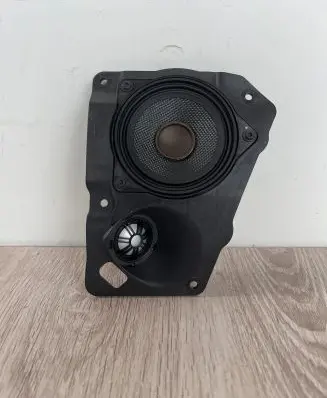 BMW 7 F01 F02 F03 F04 Parcel shelf speaker 9151972 18820010