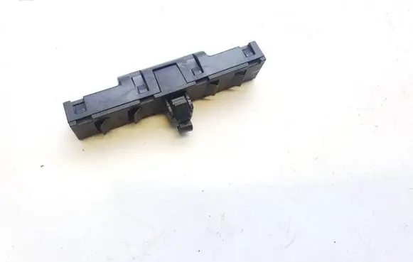 Antenna control unit