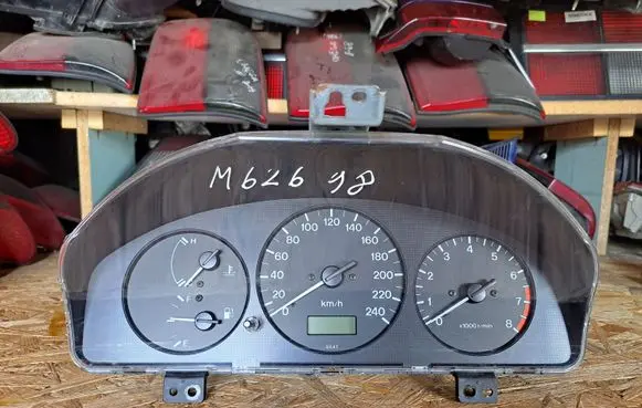 Mazda 626 Speedometer (instrument cluster) FDGE6VD GE6VD