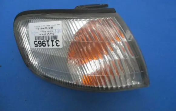 Nissan Almera Front indicator light