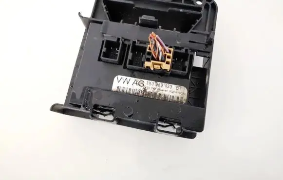 Volkswagen Golf V Comfort/convenience module 1k0959433bt 1k0907348a