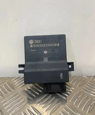 Audi A8 S8 D3 4E Gateway control module 4L0907468B 4L0910468A