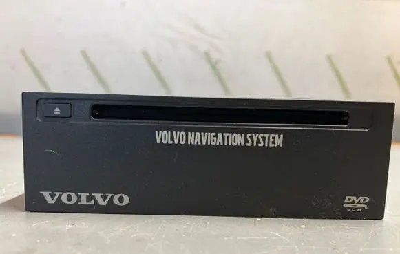 Volvo V70 Navigation unit CD/DVD player 86739421 31080101 CP2001E3